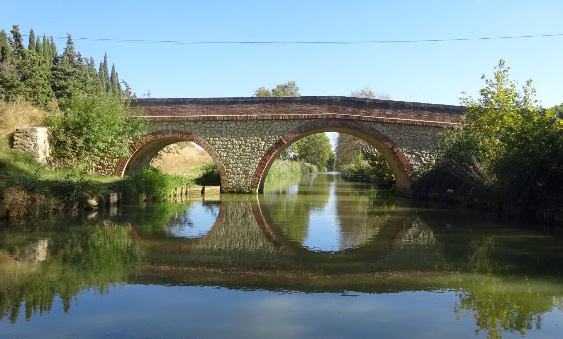 Canal de la robine pont 1